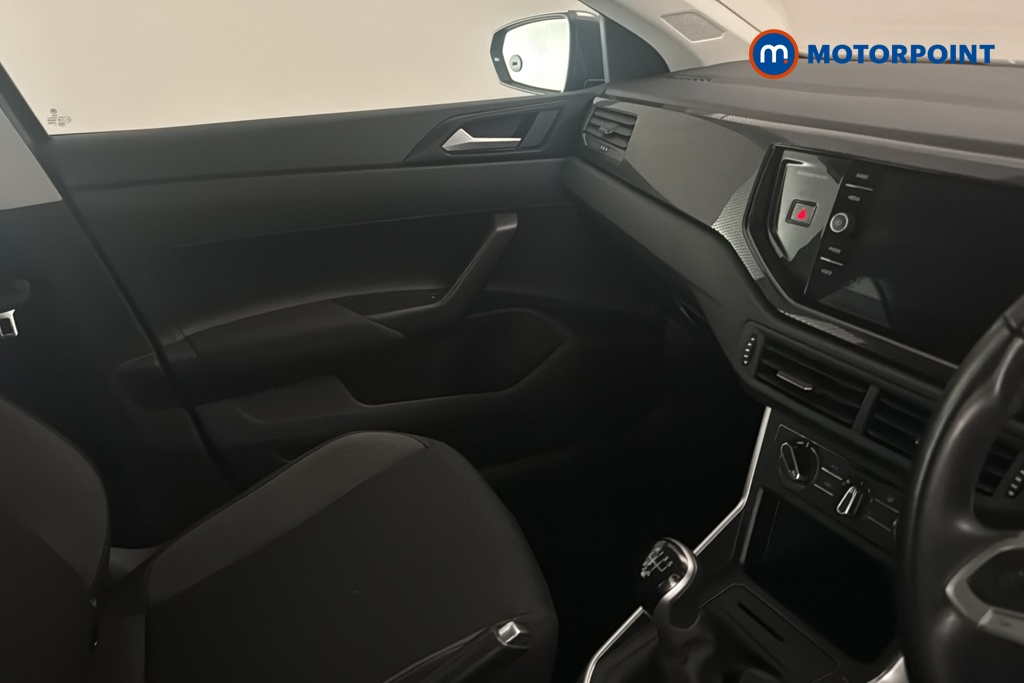 Volkswagen Polo Life Manual Petrol Hatchback - Stock Number (1679834) - 1st supplementary image