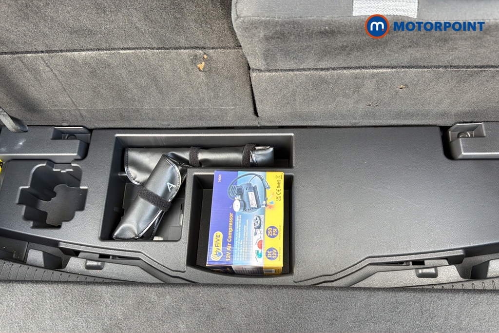 Nissan X-Trail N-Connecta Automatic Petrol-Electric Hybrid SUV - Stock Number (1680946) - 33rd supplementary image