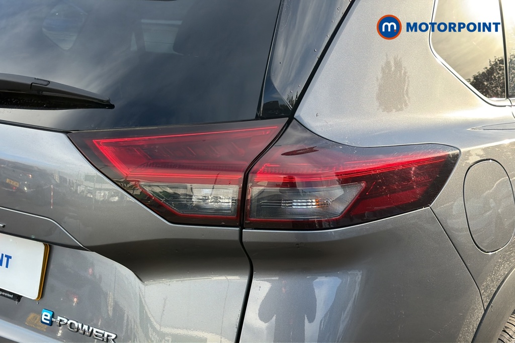 Nissan X-Trail N-Connecta Automatic Petrol-Electric Hybrid SUV - Stock Number (1680946) - 36th supplementary image