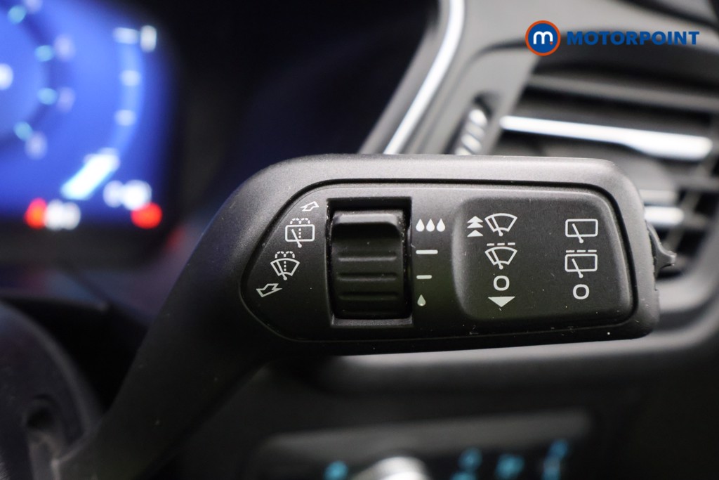 Ford Kuga Titanium Edition Manual Petrol SUV - Stock Number (1681095) - 6th supplementary image