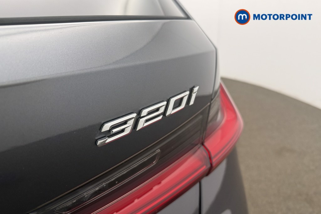 BMW 3 Series Sport Automatic Petrol Estate - Stock Number (1681901) - 16th supplementary image