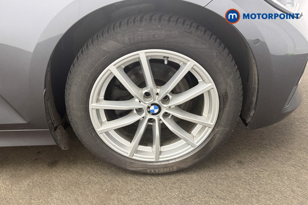 BMW 3 Series Sport Automatic Petrol Estate - Stock Number (1681901) - 23rd supplementary image