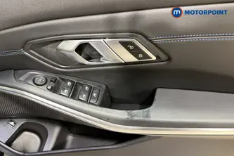 BMW 3 Series M Sport Automatic Petrol Plug-In Hybrid Saloon - Stock Number (1682643) - 19th supplementary image