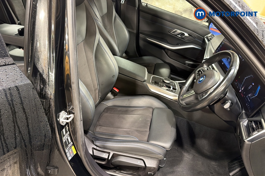BMW 3 Series M Sport Automatic Petrol Plug-In Hybrid Saloon - Stock Number (1682643) - 22nd supplementary image