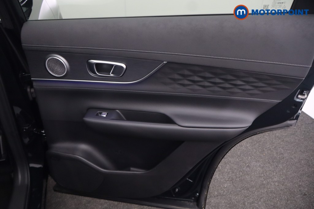 Chery Tiggo 8 Summit Automatic Petrol Plug-In Hybrid SUV - Stock Number (1682742) - 27th supplementary image
