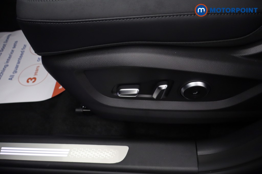 Chery Tiggo 8 Summit Automatic Petrol Plug-In Hybrid SUV - Stock Number (1682742) - 31st supplementary image