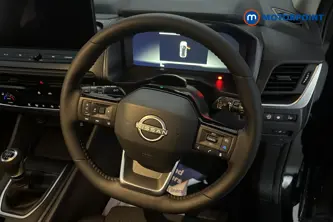 Nissan Qashqai N-Connecta Manual Petrol SUV - Stock Number (1683487) - 2nd supplementary image