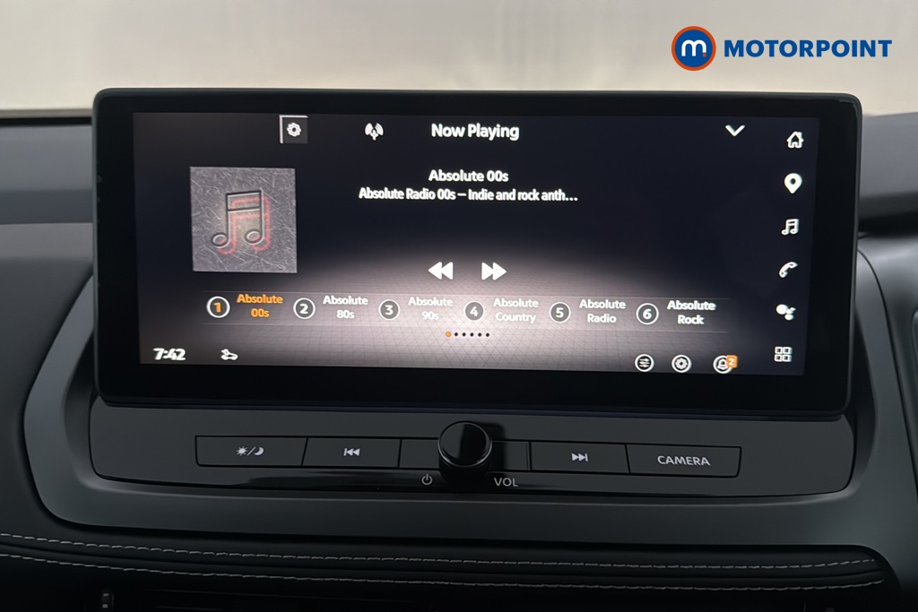 Nissan Qashqai N-Connecta Manual Petrol SUV - Stock Number (1683487) - 8th supplementary image