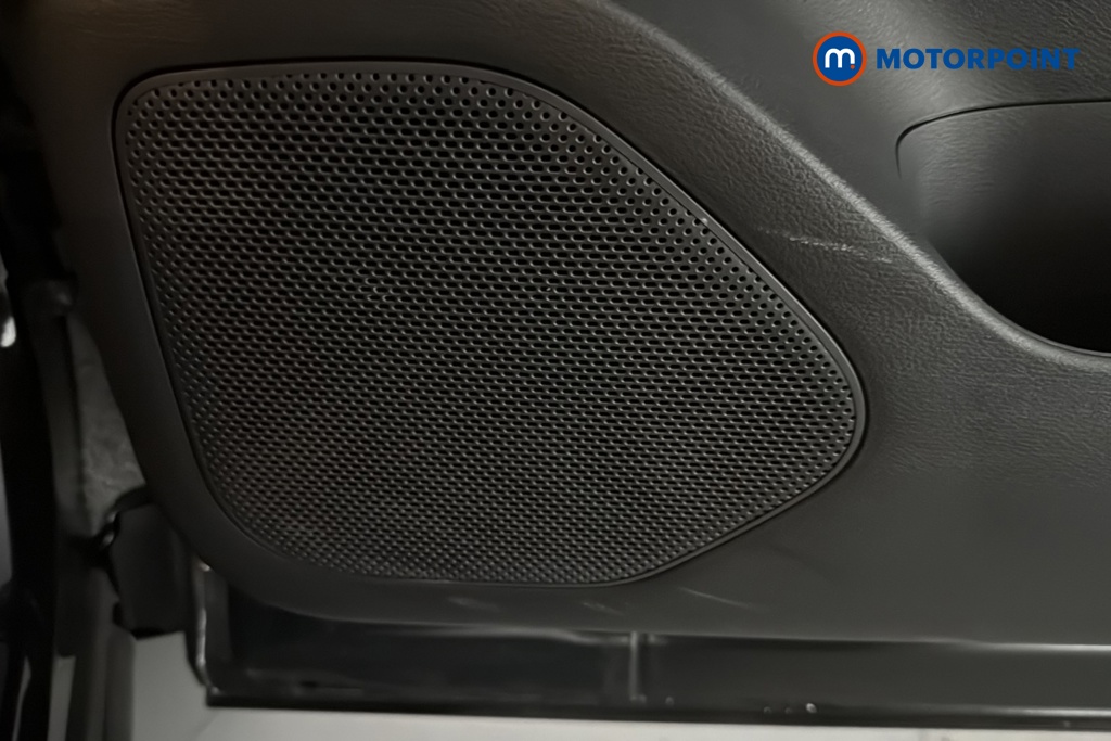 Nissan Qashqai N-Connecta Manual Petrol SUV - Stock Number (1683487) - 21st supplementary image