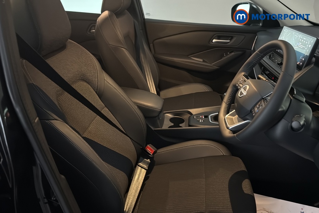 Nissan Qashqai N-Connecta Manual Petrol SUV - Stock Number (1683487) - 22nd supplementary image