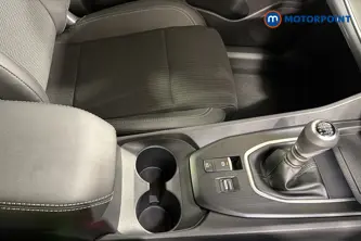 Nissan Qashqai N-Connecta Manual Petrol SUV - Stock Number (1683570) - 16th supplementary image