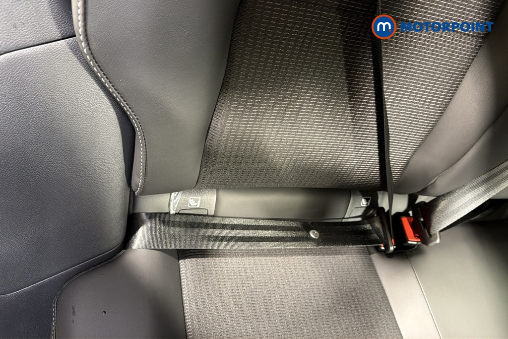 Nissan Qashqai N-Connecta Manual Petrol SUV - Stock Number (1683570) - 27th supplementary image