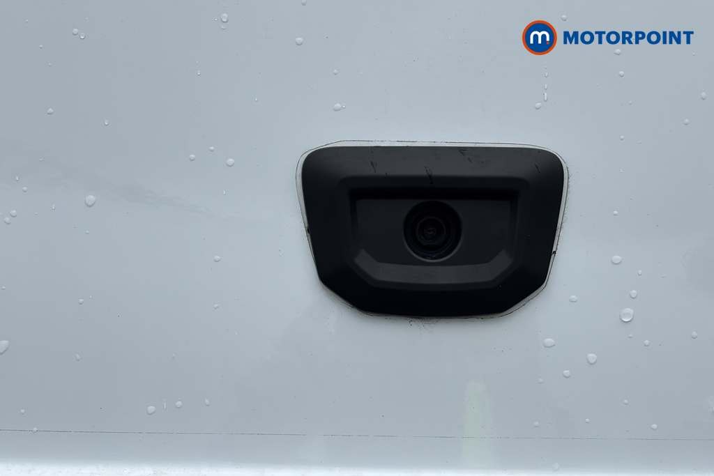 Ford Transit Limited Automatic Diesel Medium Roof Van - Stock Number (1685471) - 37th supplementary image
