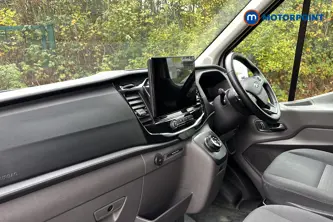 Ford Transit Limited Automatic Diesel Medium Roof Van - Stock Number (1685471) - 1st supplementary image