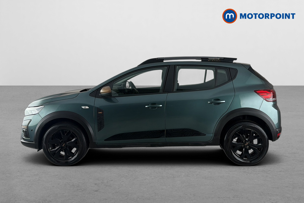 Dacia Sandero Stepway Extreme Manual Petrol Hatchback - Stock Number (1687065) - Drivers side