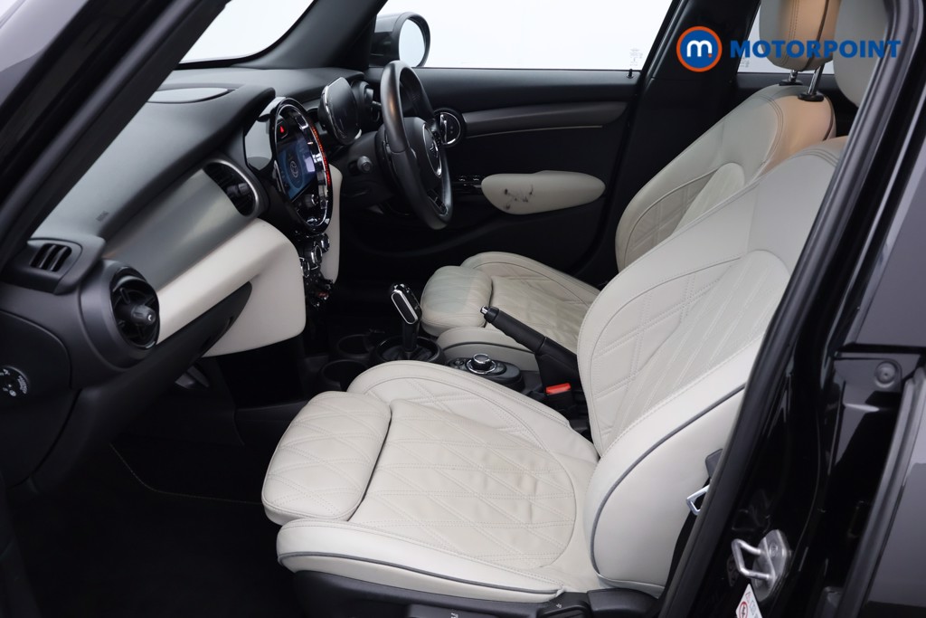 Mini Hatchback Cooper S Exclusive Automatic Petrol Hatchback - Stock Number (1687987) - 28th supplementary image