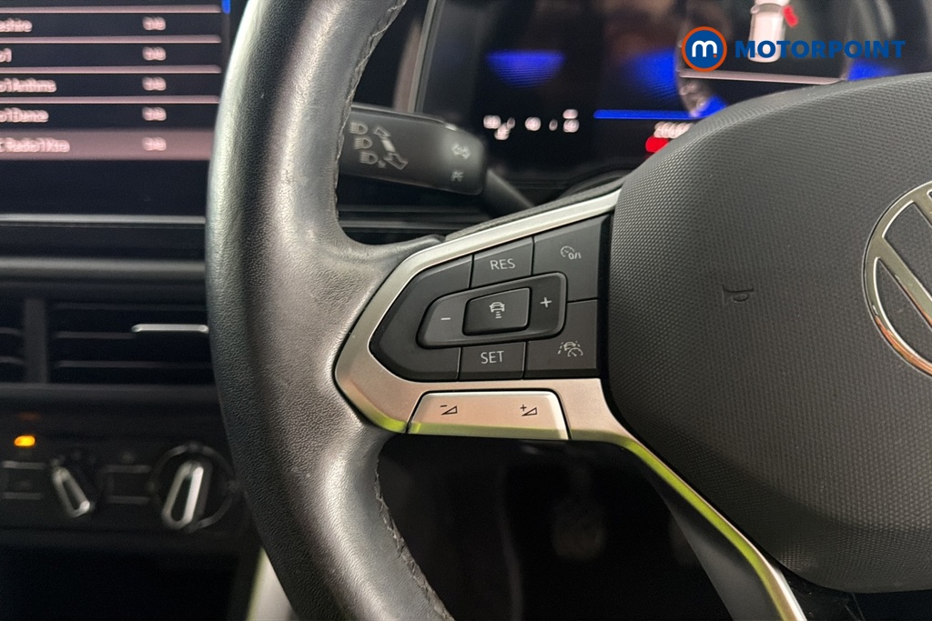 Volkswagen Polo Life Manual Petrol Hatchback - Stock Number (1688040) - 4th supplementary image