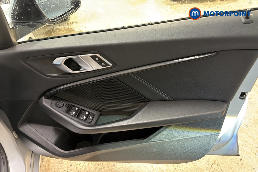 BMW 1 Series Sport Manual Petrol Hatchback - Stock Number (1688091) - 18th supplementary image