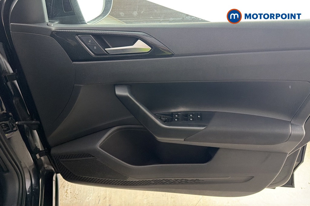 Volkswagen Taigo Life Manual Petrol SUV - Stock Number (1688854) - 18th supplementary image