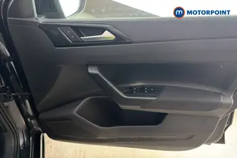 Volkswagen Taigo Life Manual Petrol SUV - Stock Number (1688854) - 18th supplementary image