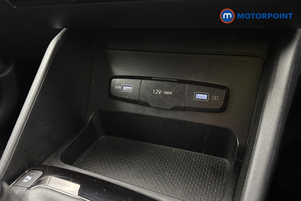 Hyundai Tucson Se Connect Manual Petrol SUV - Stock Number (1689141) - 15th supplementary image