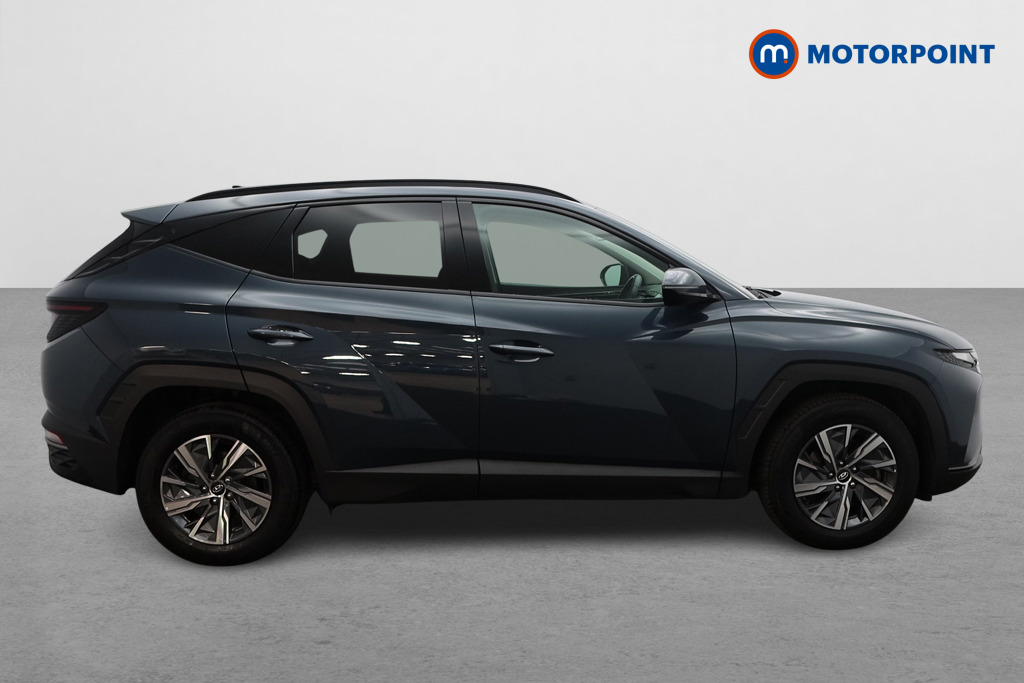 Hyundai Tucson Se Connect Manual Petrol SUV - Stock Number (1689141) - Drivers side
