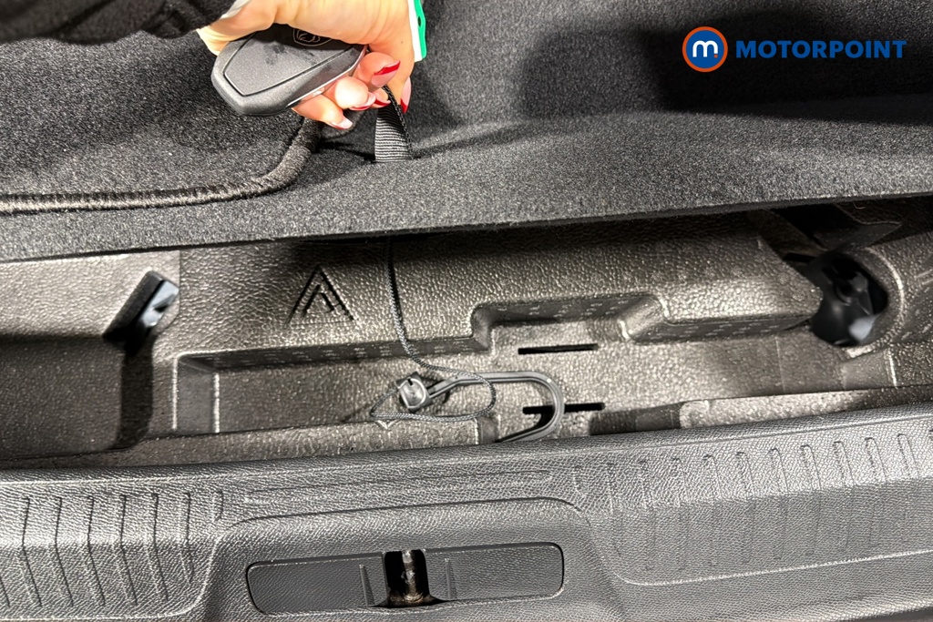 Peugeot 408 Allure Premium Automatic Petrol Hatchback - Stock Number (1689362) - 33rd supplementary image