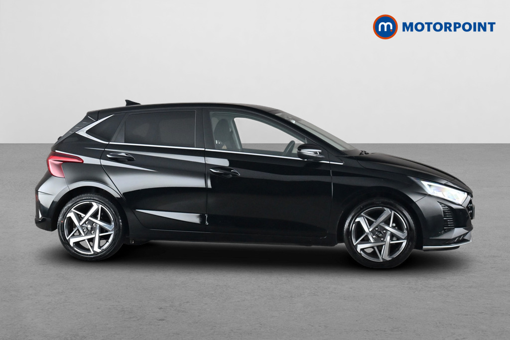 Hyundai I20 Tech Line Automatic Petrol Hatchback - Stock Number (1689368) - Passenger side