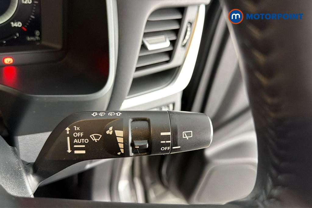 Nissan Qashqai N-Connecta Manual Petrol SUV - Stock Number (1689650) - 6th supplementary image