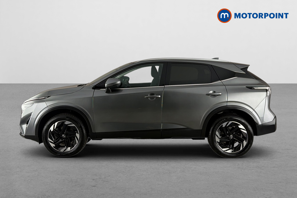 Nissan Qashqai N-Connecta Manual Petrol SUV - Stock Number (1689650) - Drivers side
