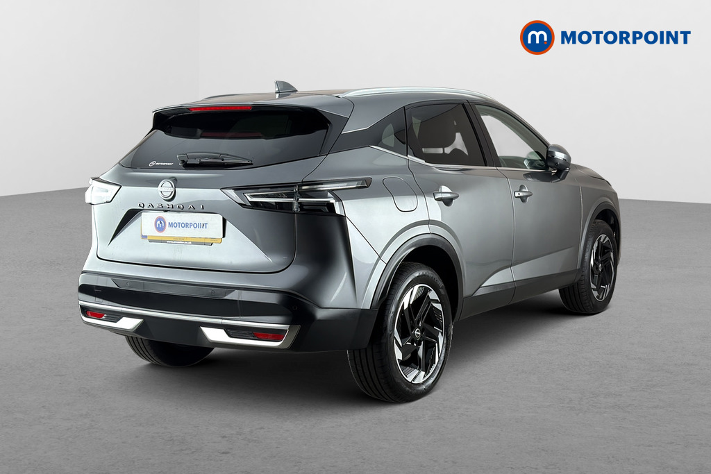 Nissan Qashqai N-Connecta Manual Petrol SUV - Stock Number (1689650) - Passenger side rear corner