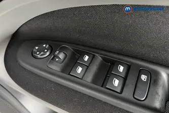 Jeep Avenger Longitude Manual Petrol SUV - Stock Number (1689703) - 19th supplementary image