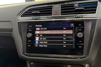 Volkswagen Tiguan R-Line Automatic Petrol SUV - Stock Number (1690114) - 8th supplementary image