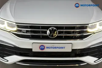 Volkswagen Tiguan R-Line Automatic Petrol SUV - Stock Number (1690114) - 43rd supplementary image