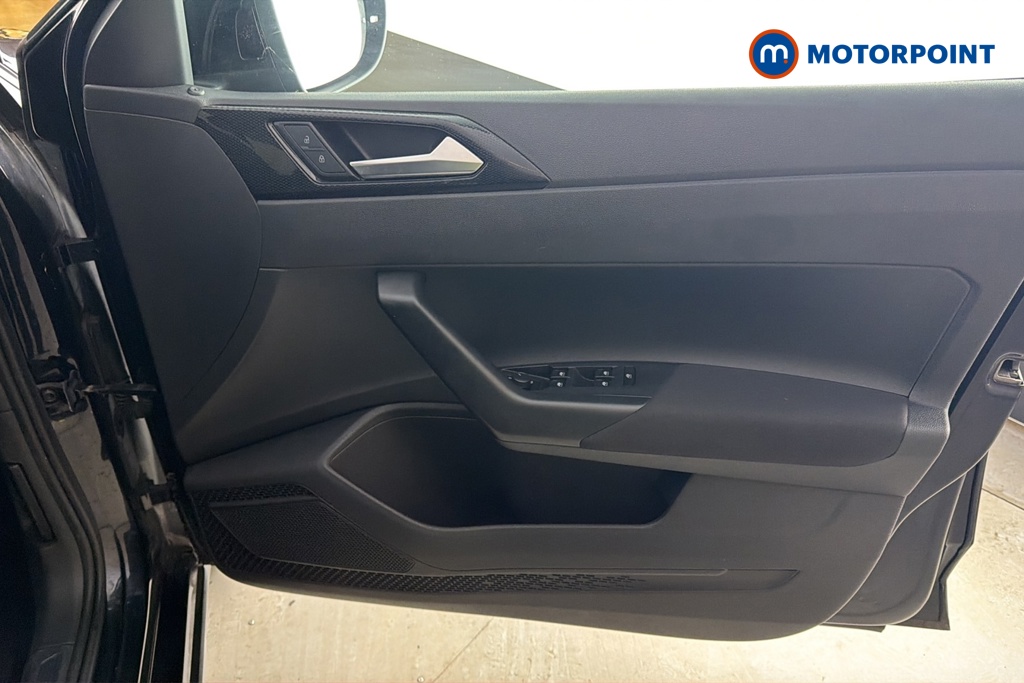 Volkswagen Taigo Life Manual Petrol SUV - Stock Number (1690179) - 18th supplementary image