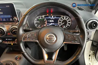 Nissan Juke N-Connecta Manual Petrol SUV - Stock Number (1690250) - 2nd supplementary image