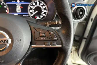 Nissan Juke N-Connecta Manual Petrol SUV - Stock Number (1690250) - 3rd supplementary image