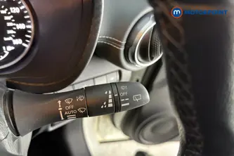 Nissan Juke N-Connecta Manual Petrol SUV - Stock Number (1690250) - 6th supplementary image