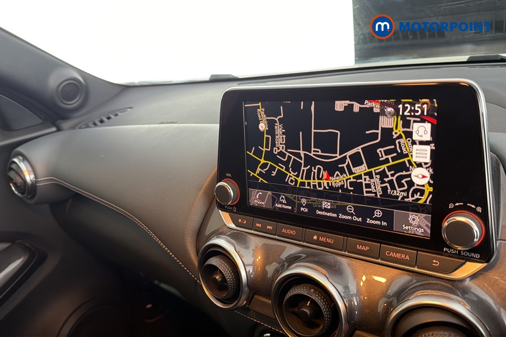 Nissan Juke N-Connecta Manual Petrol SUV - Stock Number (1690250) - 9th supplementary image