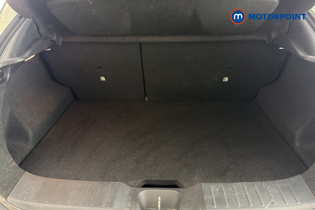 Nissan Juke N-Connecta Manual Petrol SUV - Stock Number (1690250) - 30th supplementary image