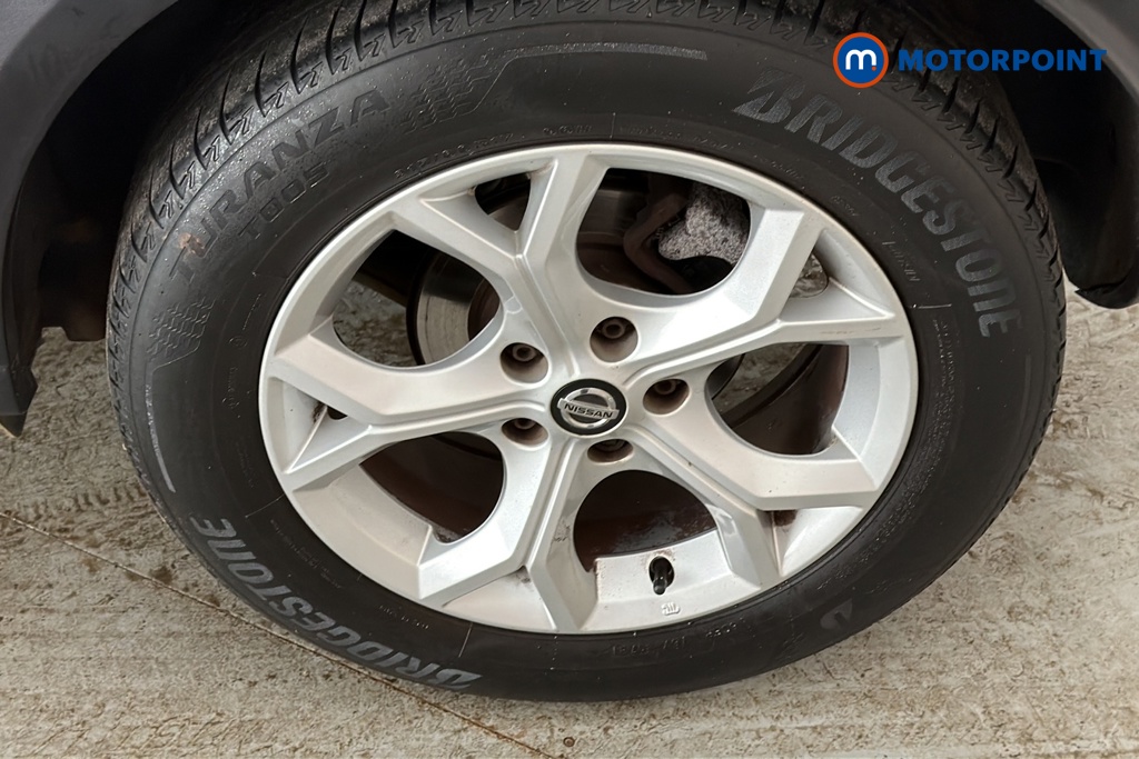 Nissan Juke N-Connecta Manual Petrol SUV - Stock Number (1690250) - 45th supplementary image