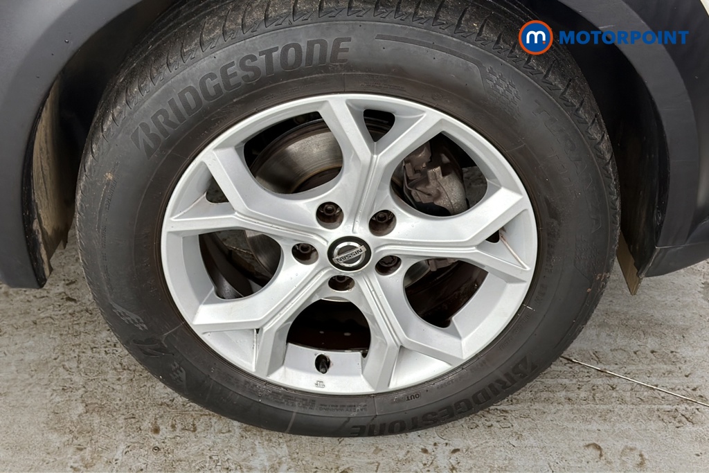 Nissan Juke N-Connecta Manual Petrol SUV - Stock Number (1690250) - 47th supplementary image