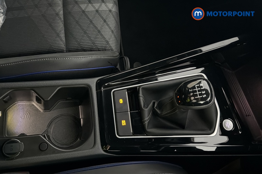 Volkswagen Golf Black Edition Manual Petrol Hatchback - Stock Number (1690396) - 15th supplementary image