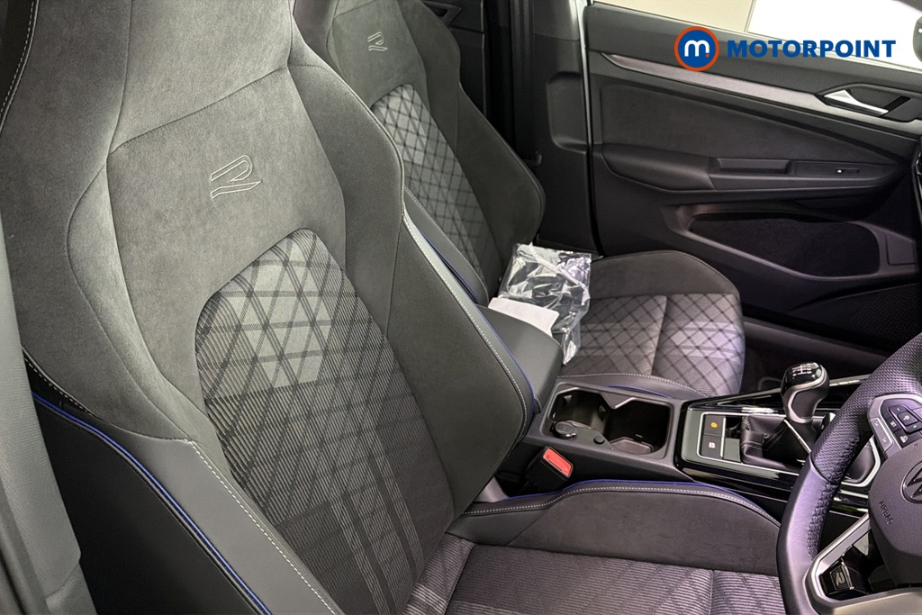 Volkswagen Golf Black Edition Manual Petrol Hatchback - Stock Number (1690396) - 22nd supplementary image