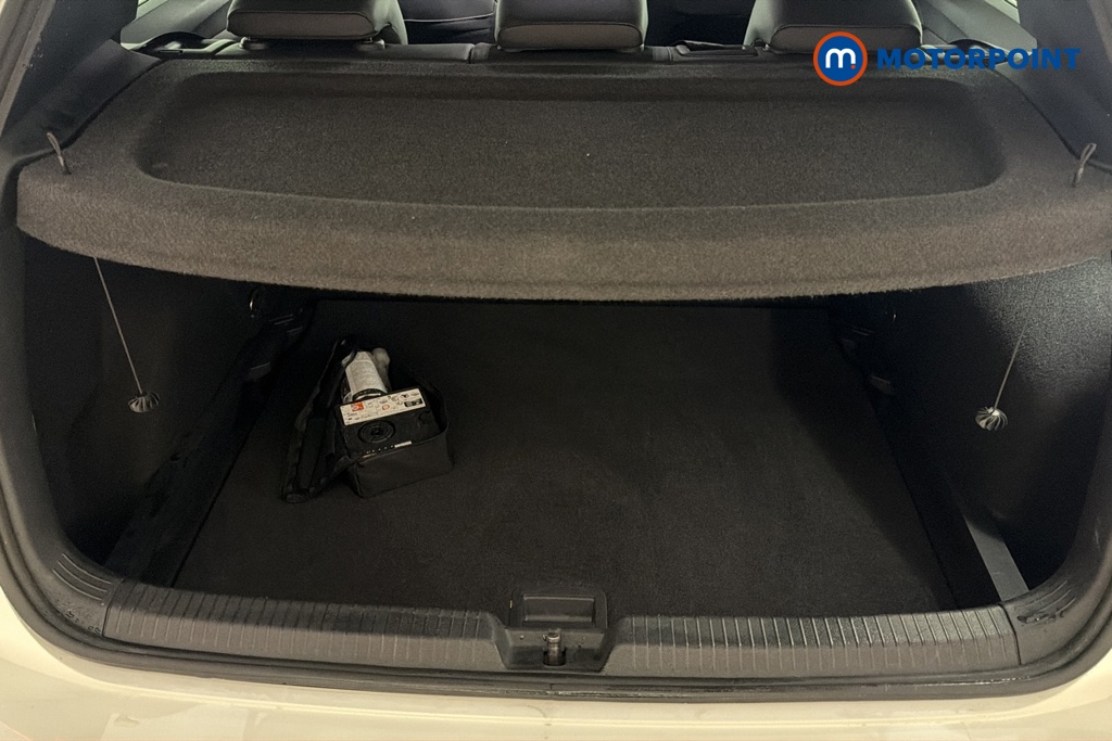 Volkswagen Golf Black Edition Manual Petrol Hatchback - Stock Number (1690396) - 30th supplementary image