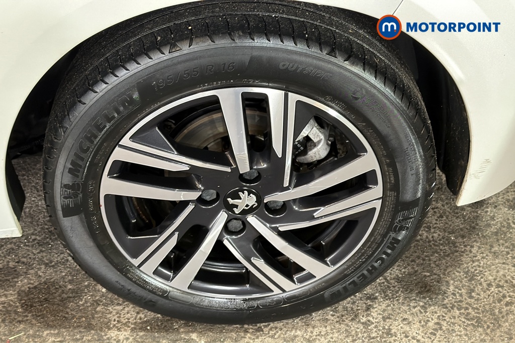 Peugeot 208 Allure Premium Manual Petrol Hatchback - Stock Number (1690611) - 45th supplementary image