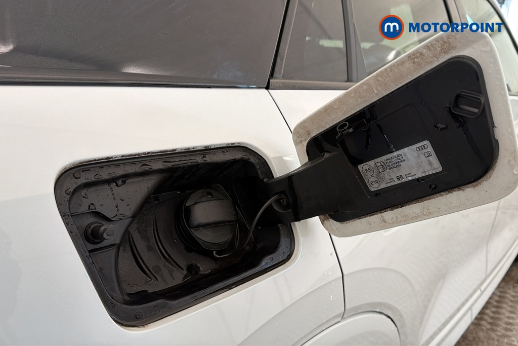 Audi Q2 Black Edition Automatic Petrol SUV - Stock Number (1690939) - 41st supplementary image