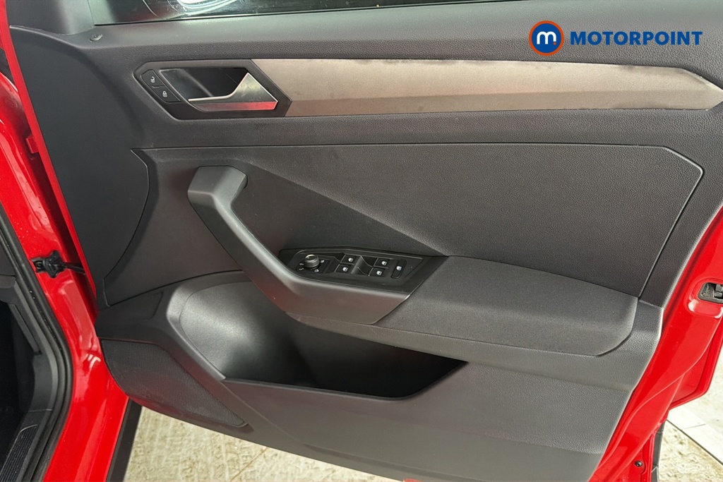 Volkswagen T-Roc SE Manual Petrol SUV - Stock Number (1691217) - 18th supplementary image