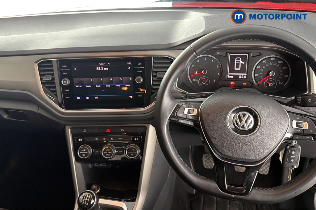 Volkswagen T-Roc SE Manual Petrol SUV - Stock Number (1691217) - 1st supplementary image