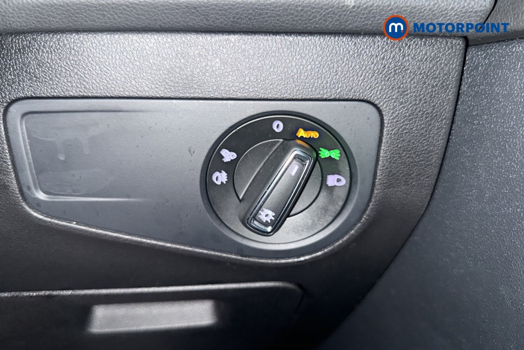 Volkswagen Tiguan Elegance Automatic Petrol SUV - Stock Number (1691514) - 11th supplementary image